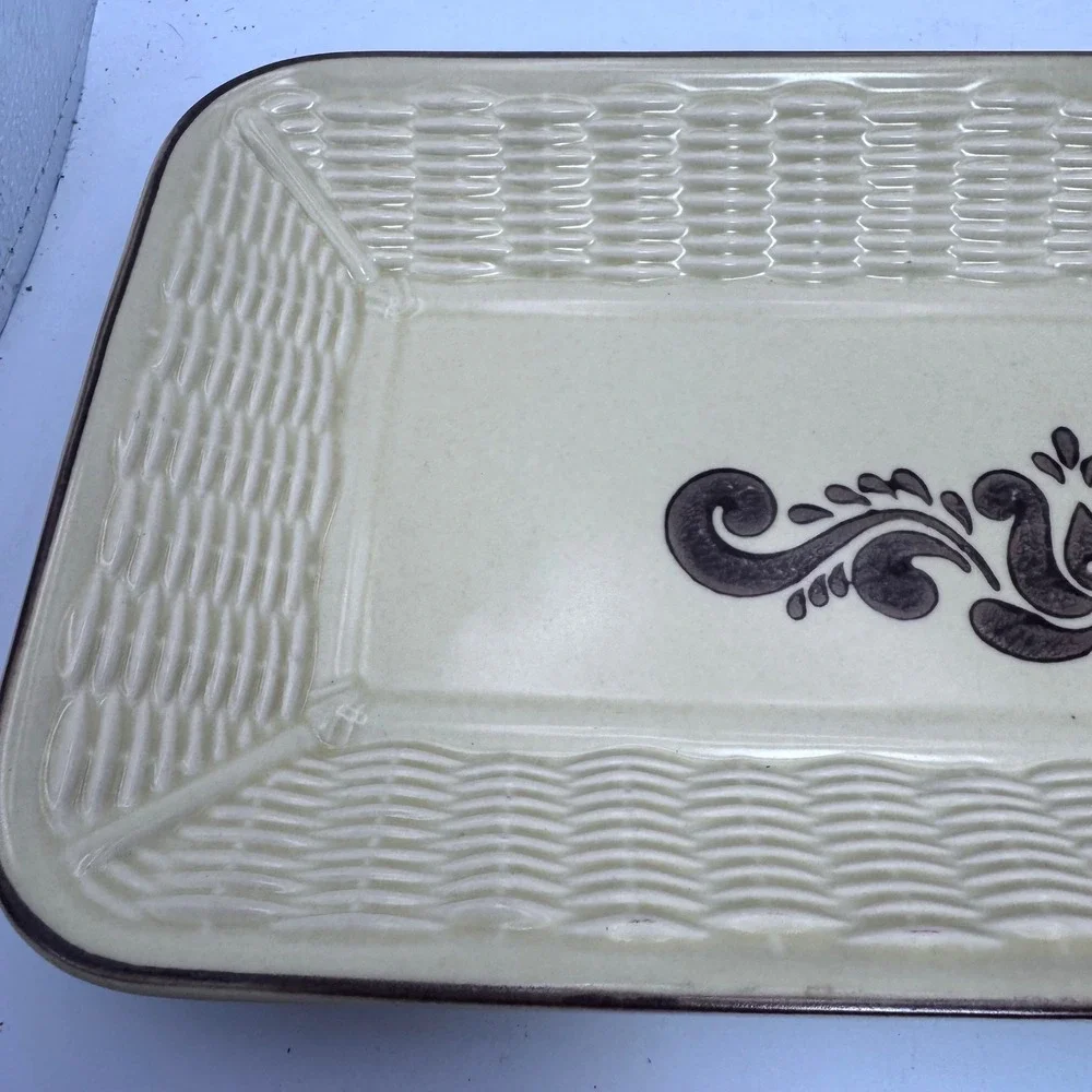Pfaltzgraff Yorktowne Stoneware Rectangular‎ Serving Tray Basketweave 11.5x5.5